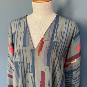 Vintage 1980s Geometric Muumuu Dress | Size 12-14 | Gray Retro Print Long Sleeve
